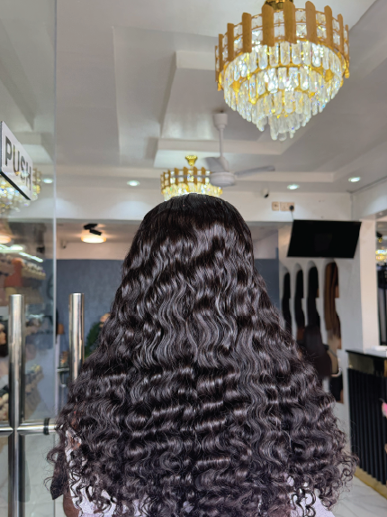 30" loose Jeri curls with 5*5 closure