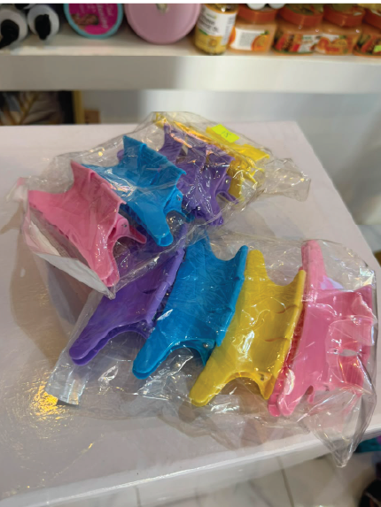 Plastic clips